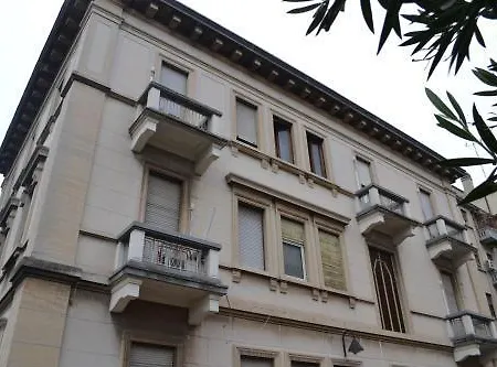 Apollo Szálloda Milánó