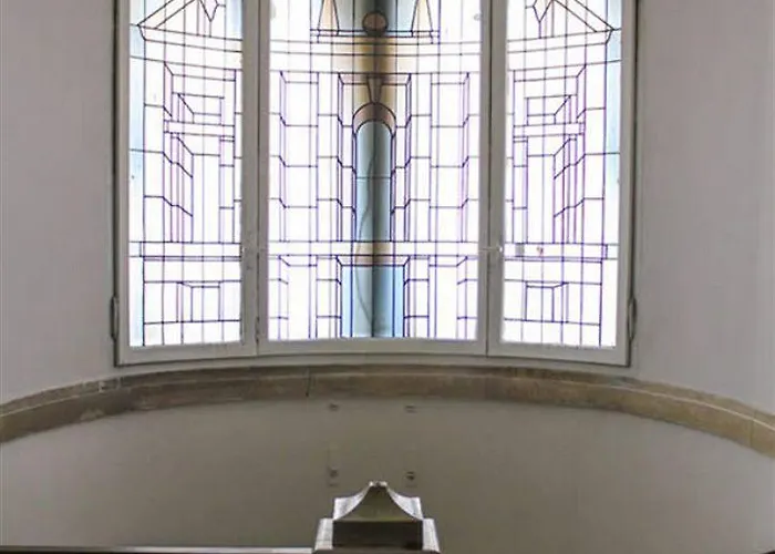 Отель Apollo 2*