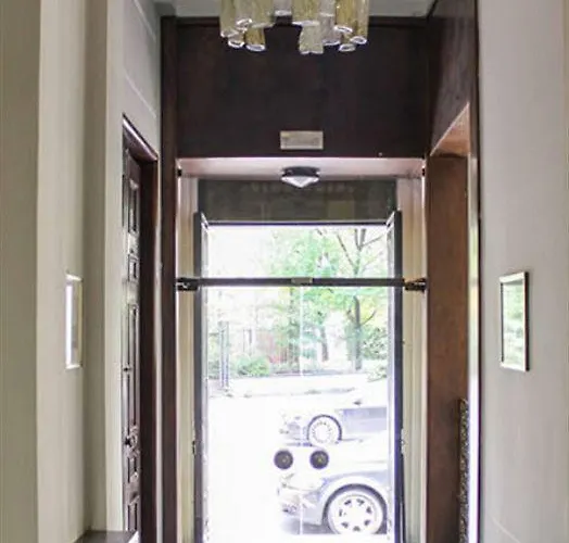 Отель Apollo Милан